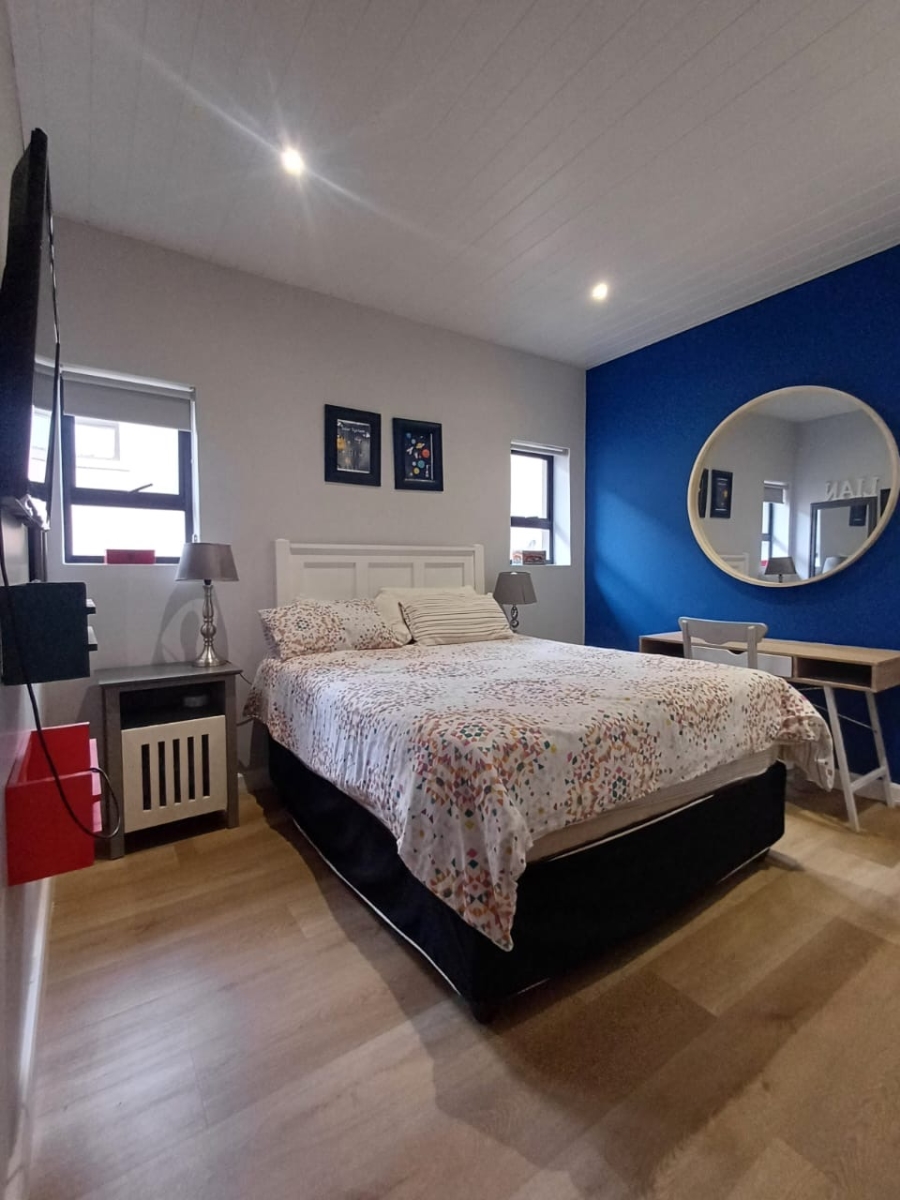 To Let 4 Bedroom Property for Rent in The Hill Western Cape